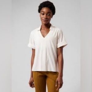Athleta M Medium White Northbound Top